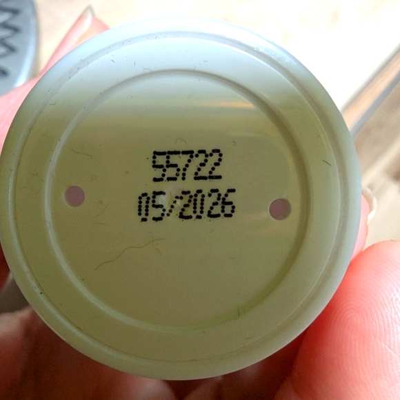 Environ Hydrating Serum NEW - Picture 3 of 3